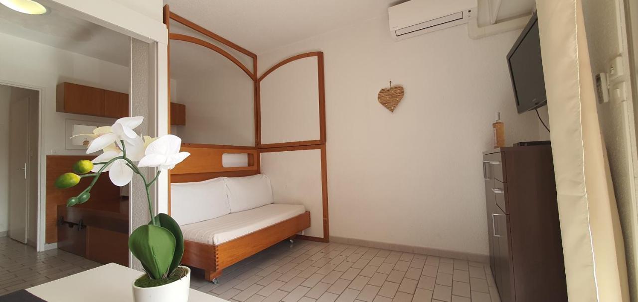 L'Etoile Sous Les Pins - La Loge Apartment Hyères Exterior foto