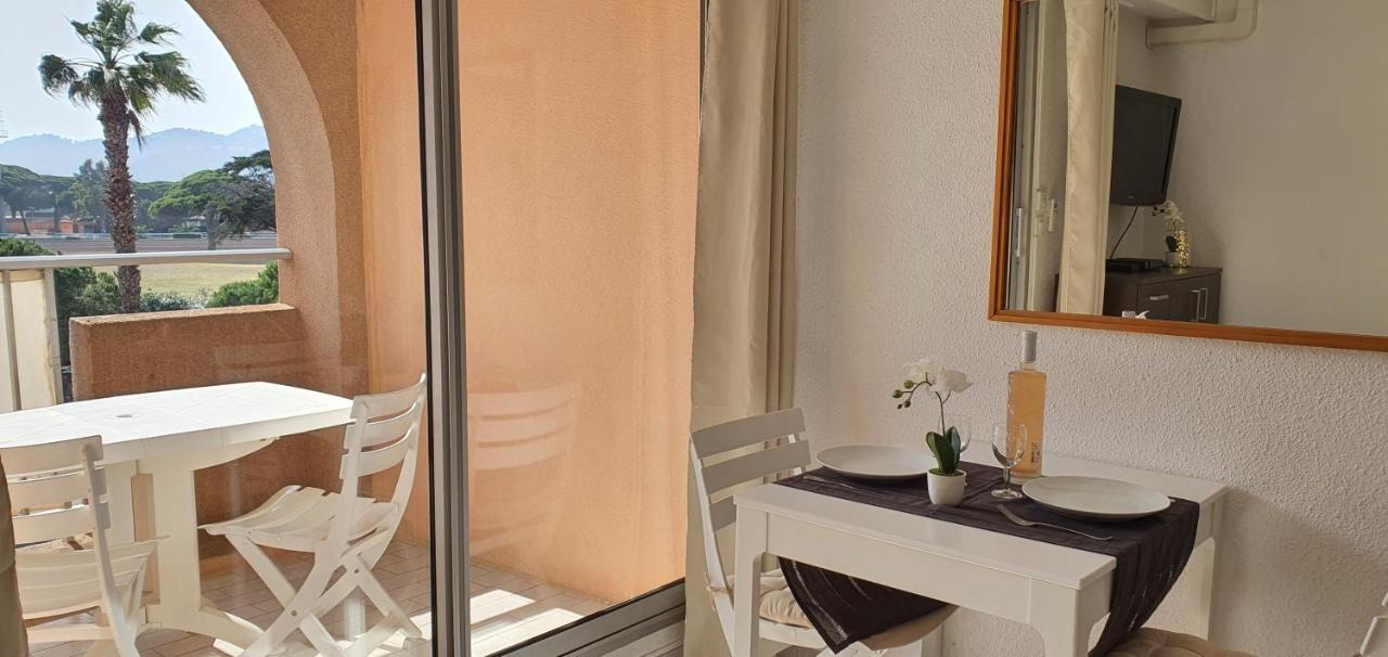 L'Etoile Sous Les Pins - La Loge Apartment Hyères Exterior foto