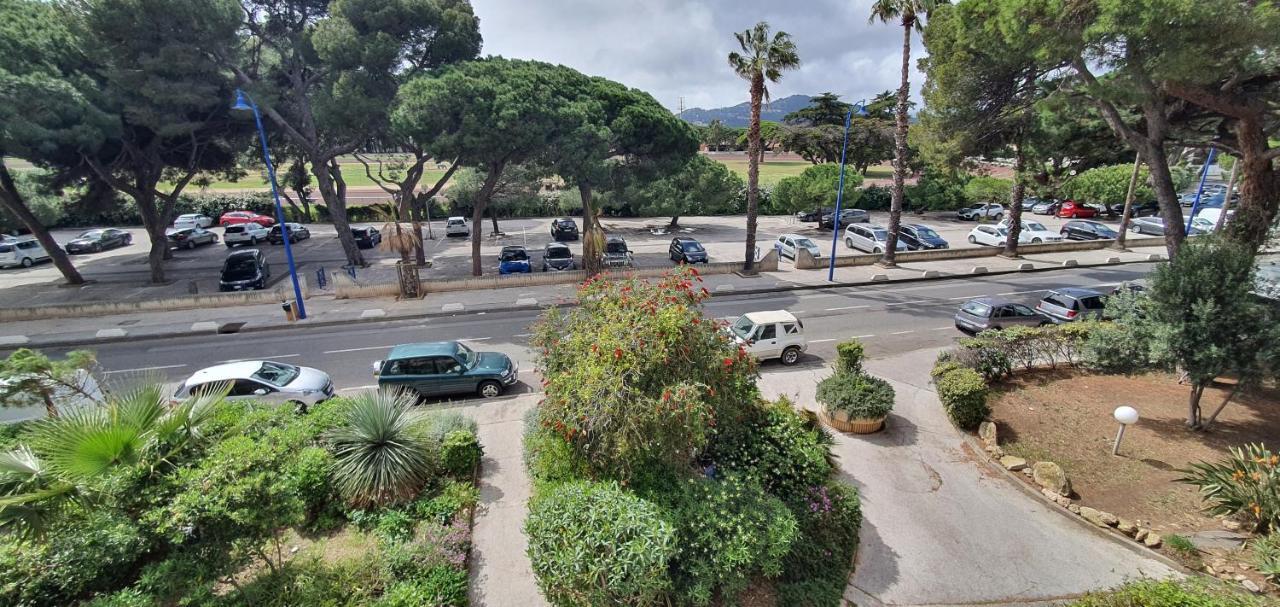 L'Etoile Sous Les Pins - La Loge Apartment Hyères Exterior foto